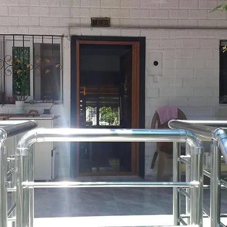 Kadinlar Denizi Plajina Yakin Luks * Kusadasi
